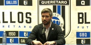 Gallos Blancos oficializa la salida de Benjamín Mora y anuncia una reestructura profunda en el club