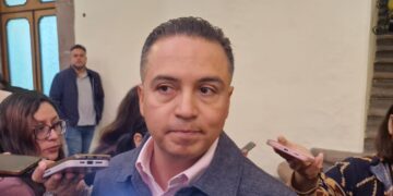 Refuerzan operativos en antros y bares para evitar venta irregular de alcohol y presencia de menores