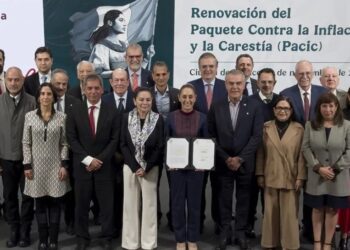 Firman Sheinbaum e IP renovación de paquete para contrarrestar inflación