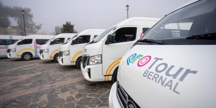 Arranca QroVan en el Semidesierto y nuevo sistema turístico QroTour Bernal