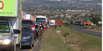 Alistan bloqueos en al menos 20 estados