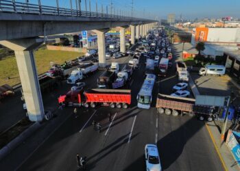 Monreal espera ajustes a la iniciativa de aguas