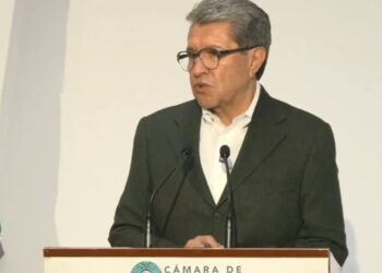 Monreal espera ajustes a la iniciativa de aguas