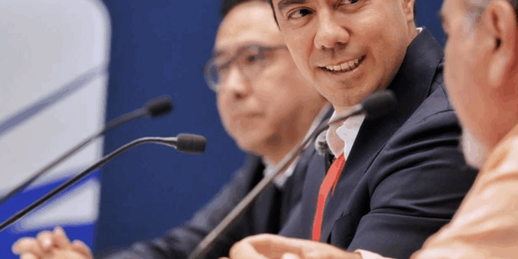 Presenta Felifer  su  libro “Querétaro, mi inspiración” en la FIL