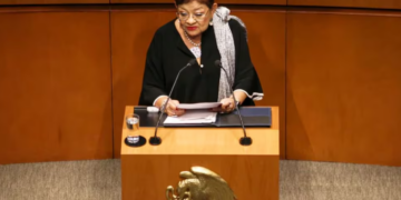 Confirma Senado a Ernestina Godoy en FGR 