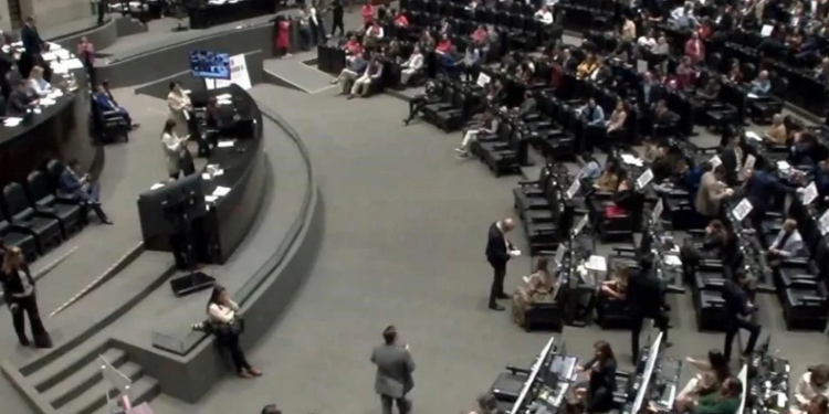 Avalan diputados aranceles a productos asiáticos