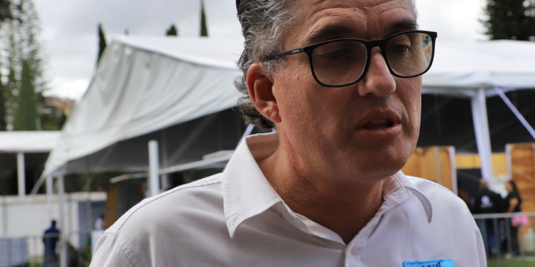 Que no habrá recortes, dice Edgar Inzunza en presupuesto federal