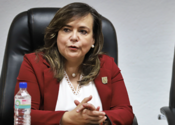 Cubrirá UAQ aguinaldos pese a insuficiencia