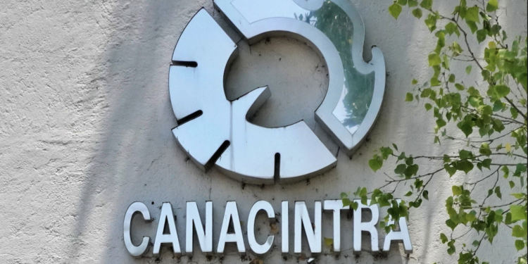 Cubrirá UAQ aguinaldos pese a insuficiencia