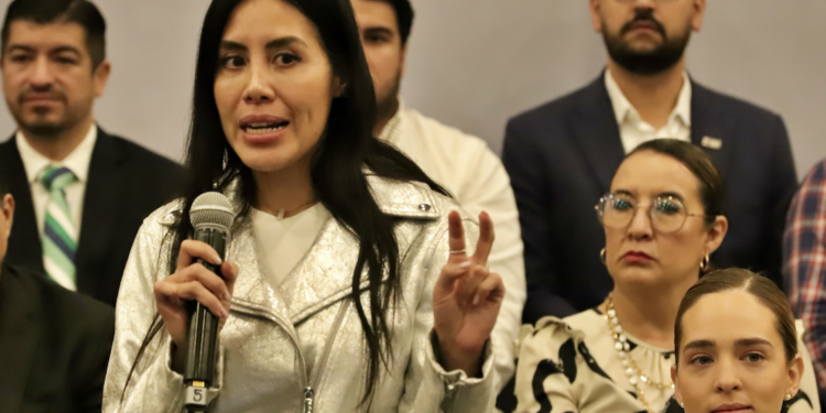 Cubrirá UAQ aguinaldos pese a insuficiencia