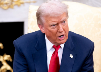 Trump ordena bloqueo total a los petroleros sancionados que entren y salgan de Venezuela