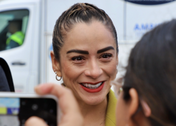 Regresa Claudia mañana sábado