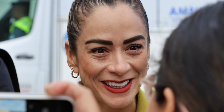 Regresa Claudia mañana sábado