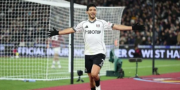 Anota Raúl Jiménez y da triunfo al Fulham