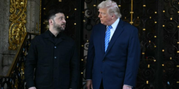 Trump y Zelenski inician reunión para lograr la paz en Ucrania