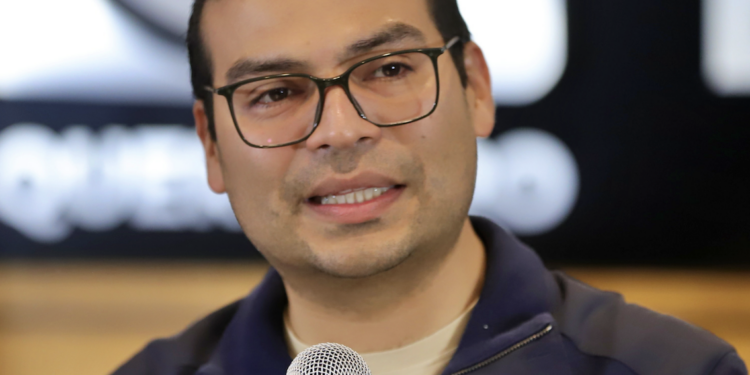 Atribuye a la corrupción el descarrilamiento del Tren Interoceánico