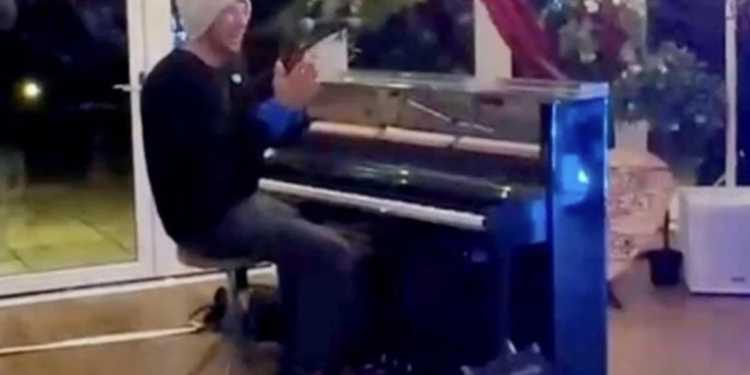 Enfrenta Skarsgård paternidad fallida