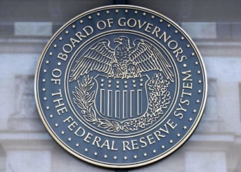 Se alinea México a muro arancelario de Trump: Navarro