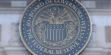 Se alinea México a muro arancelario de Trump: Navarro