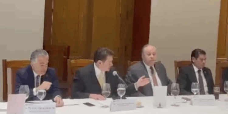 Frenarán los abusos del Buró de Crédito