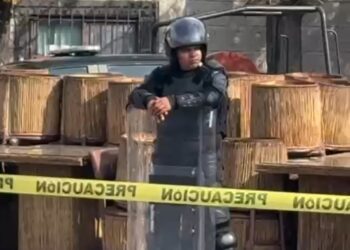 Ejecuta Gobierno de Querétaro operativo de desalojo y demolición en predios estatales