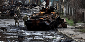 Presidenta de Honduras alerta de que se gesta un “golpe”