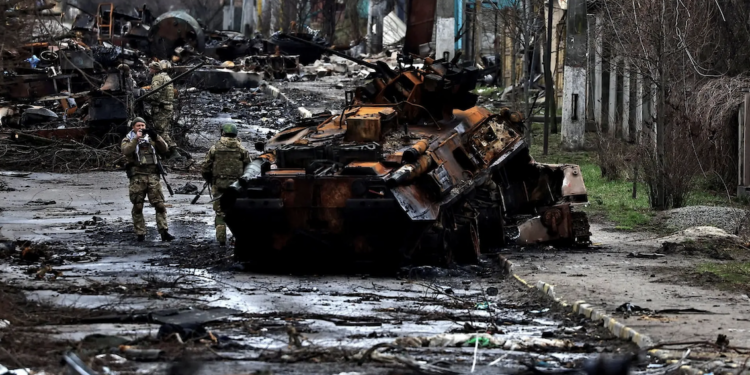 Presidenta de Honduras alerta de que se gesta un “golpe”