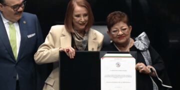 Anuncian incremento del 13% al salario mínimo