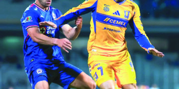 Cruz Azul y Tigres dejan todo en suspenso
