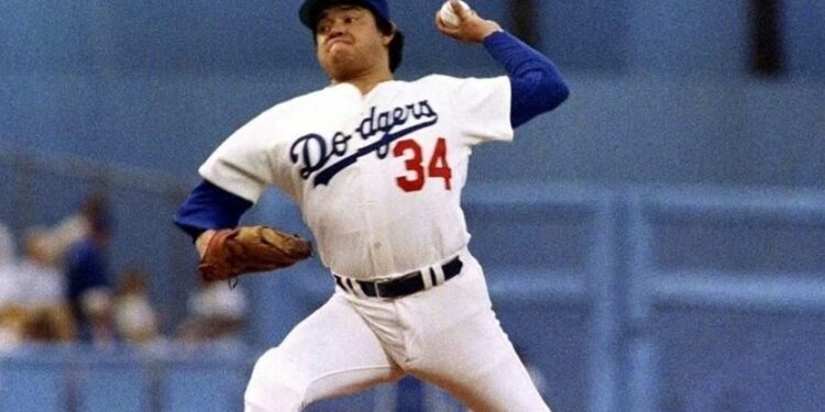 Se queda Fernando Valenzuela sin pase a Salón de la Fama