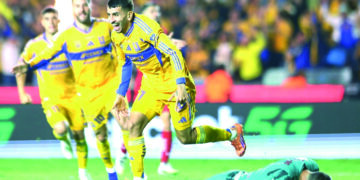 Correa y Hugo dan ventaja a Tigres en la Final