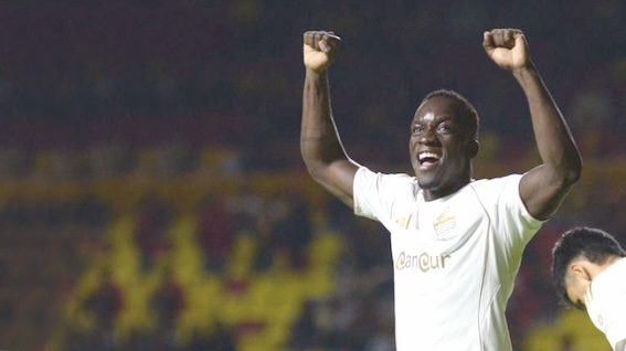 Planea la directiva de Gallos renovar Estadio Corregidora