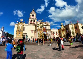 Diócesis de Querétaro reporta que 80% de iglesias cuenta con permisos para pirotecnia