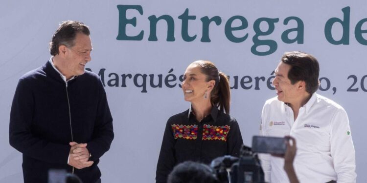 Trabajan Claudia y Kuri por Querétaro