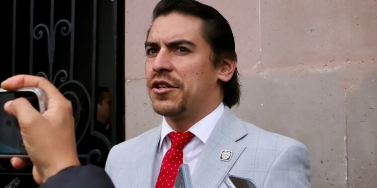 Habilitan Jardín Guerrero y Andador Madero para venta de artesanías