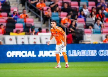 Kyrgios supera a Sabalenka en la ‘Batalla de los Sexos’