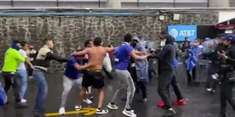 Comparte Ferrari culpa en problemas de Hamilton