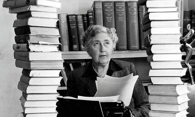 Con bordados, rompen Récord Guinness