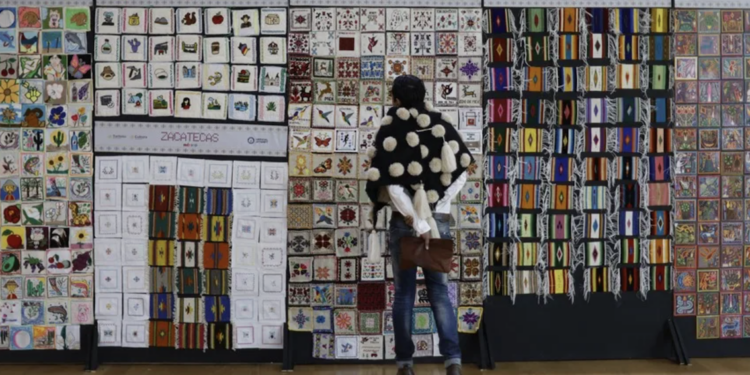 Con bordados, rompen Récord Guinness