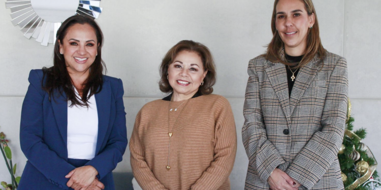 Constructoras queretanas ganaron licitaciones para rehabilitar caminos