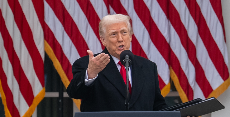 Dice Trump que atacará ahora a cárteles vía terrestre