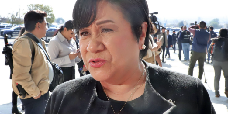 Regresan más de 356 mil escolares a clases este lunes