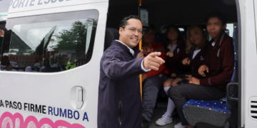 Acerca Katia a expertos jurídicos con productores en foros regionales