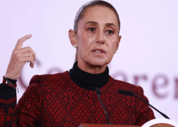 Cuestiona Sheinbaum aumento a seguros