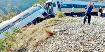 Caso del tren recae en ingenieros, no en hijo de AMLO, afirma Presidenta 