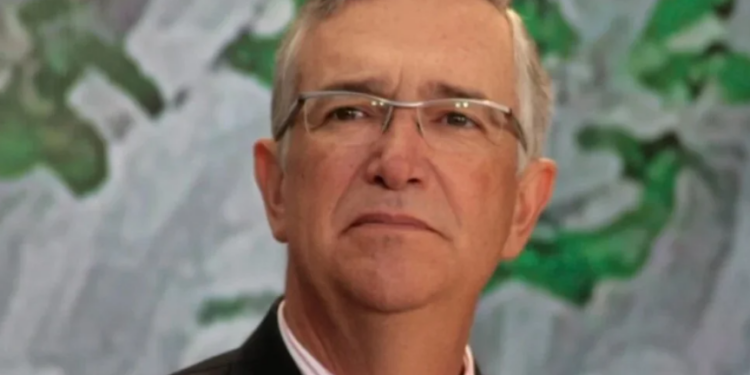 Inicia esta semana plazo de pago de Salinas Pliego al SAT