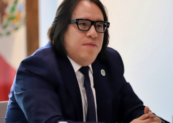 Advierte riesgos a la democracia