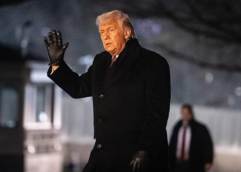 Trump amenaza a Canadá con un arancel del 100 % si firma un acuerdo comercial con China