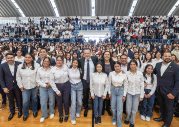 Destaca Kuri aportación de la CBENEQ en su 140 aniversario