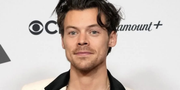 Sophie Turner es “Lara Croft”